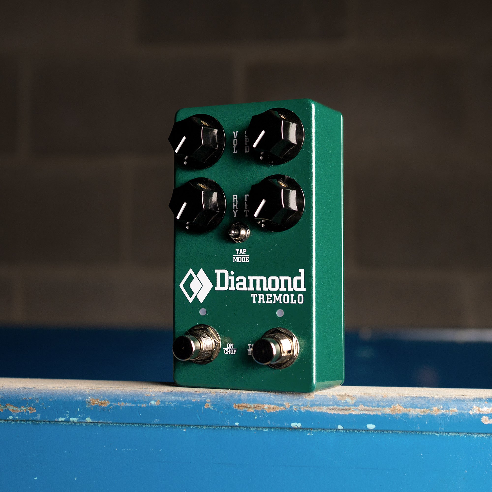 Tremolo – Diamond Pedals